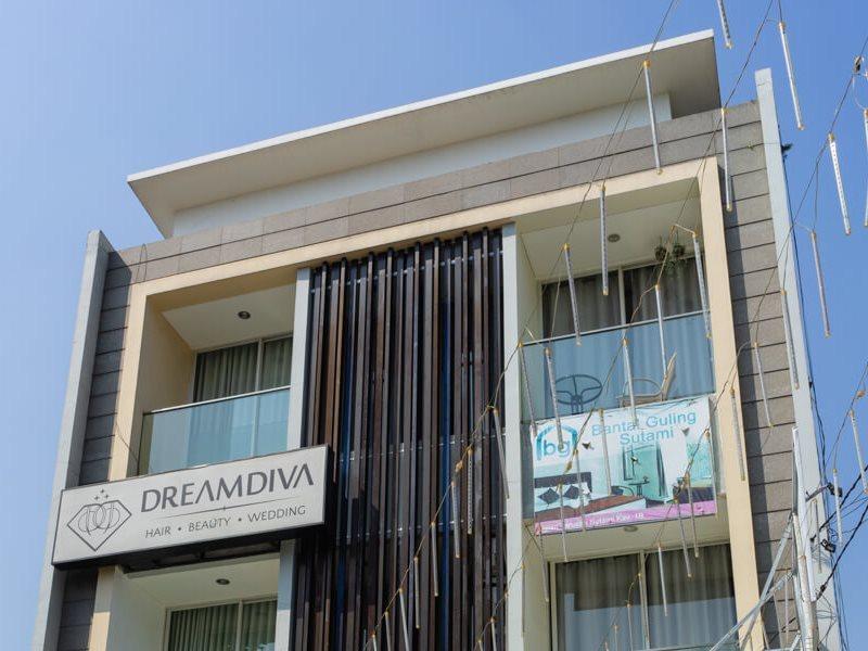 Reddoorz Near Setrasari Mall 4 Bandung Kültér fotó